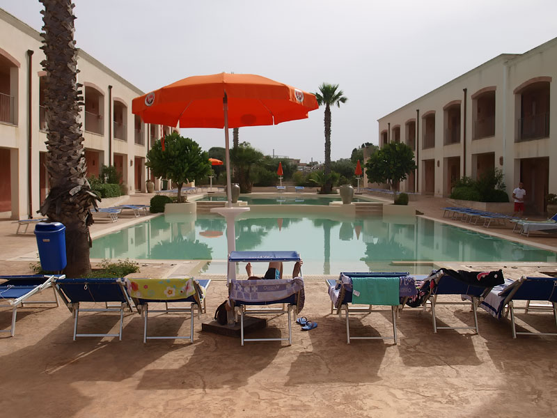 ������� ���������: Delphino Beach. ������� �����