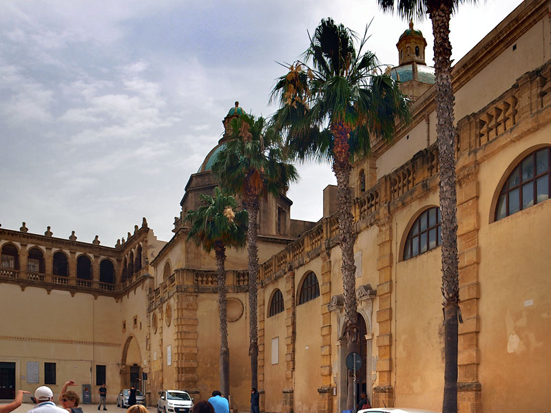 ������� ���������: ������������ �����. Duomo