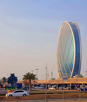 ���-������