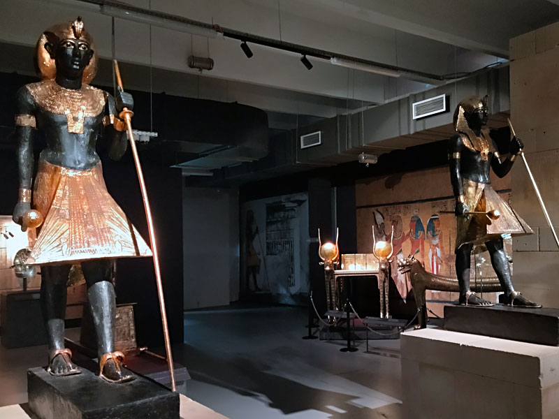 ������� ���������: ����������. ������ � �����