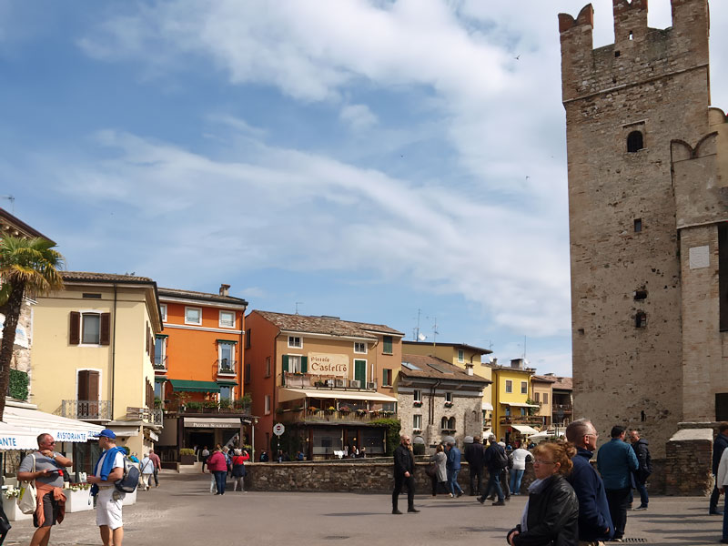 ������� ���������: ����������� �������. � ������