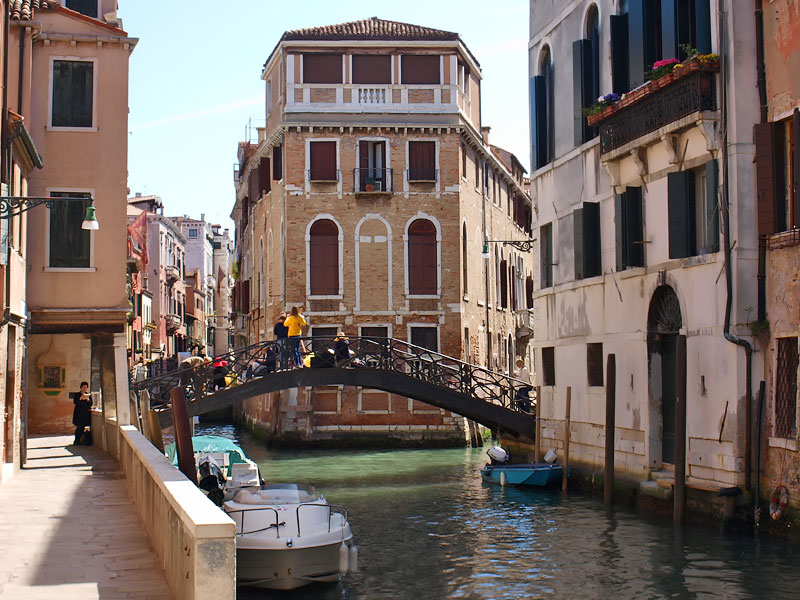 ������� ���������: ������ ����� ����� 400. ����� �� ����