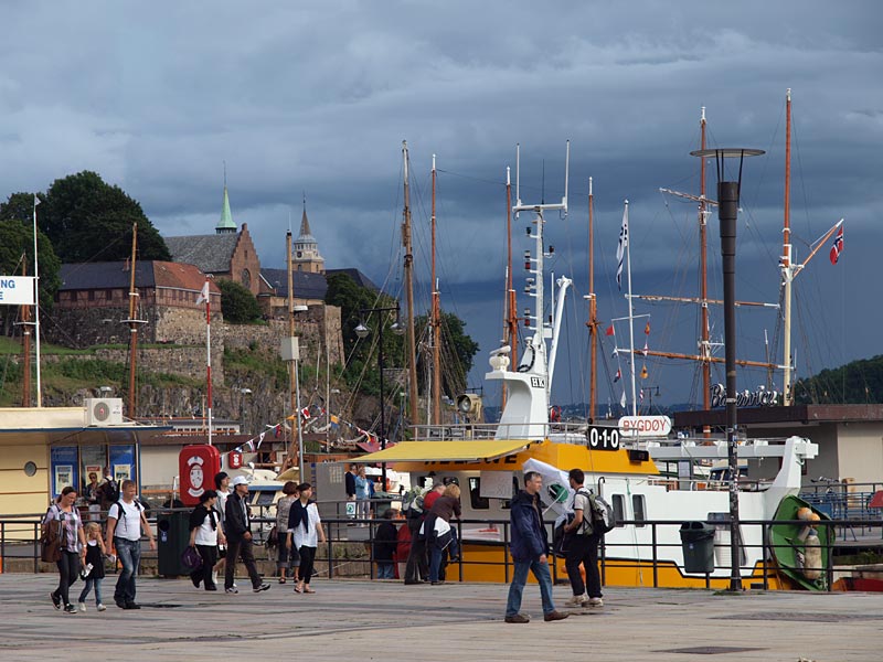 ������� ���������: ����, � �������. ��� � ��������: ������, ������ � ����