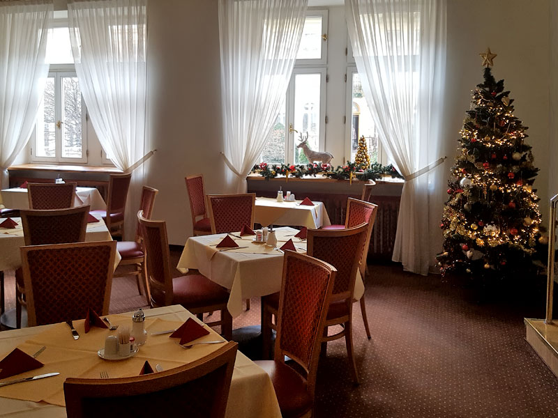 ������� ���������: ��������. ����� Anglicky Dvur 3*